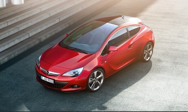 Opel Astra GTC С панорамной