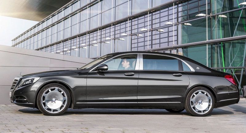 Mercedes-Maybach S 600. Design and driving scenes. - YouTube