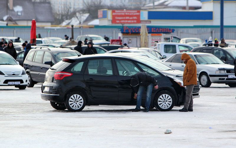 Дтп с машиной снятой с учета. Кайен на белорусском учете.