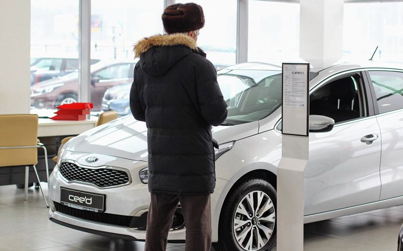 Эксперты дали прогнозы: что будет с российским рынком автомобилей в 2023 году