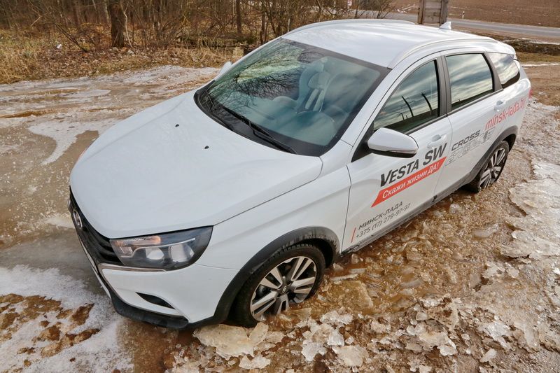 Багажник Lada Vesta SW Cross объем и комплектации Lada Vesta SW Cross