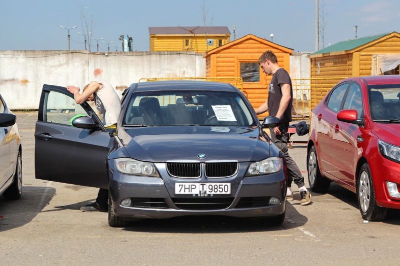 Перекуп авто. Авторынок перекупы. Тачка для перекупов авто. Перекупы БМВ. Белорус автомобиль.