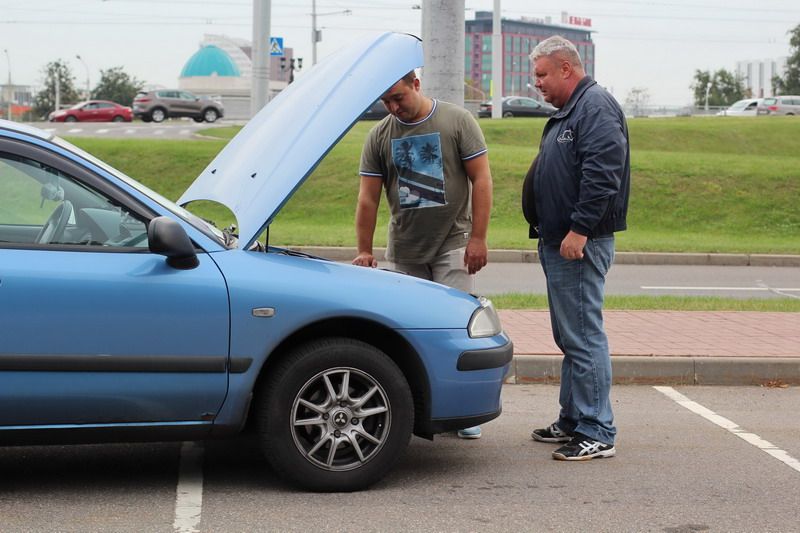 Перекуп авто. Перекупщик авто. Перекуп машин. Типичный перекуп. Автоподбор перекуп.