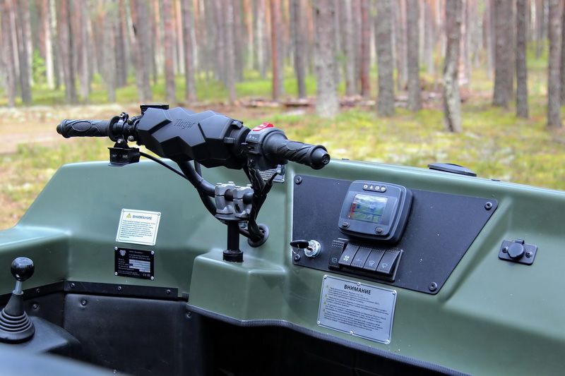 Polaris 4*4 ranger с кабиной. вездеход шаман. вездеход арго 6*6. вездеход рули. вездеход арго 8х8.