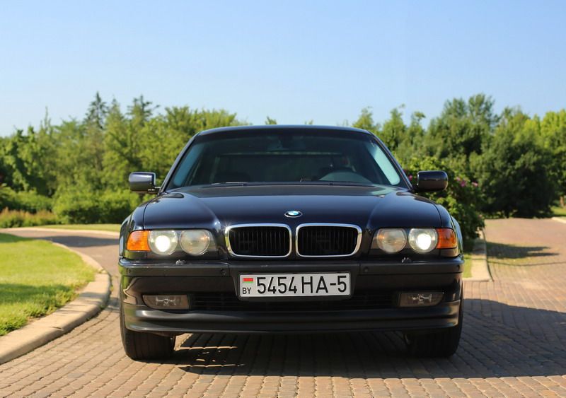 Винтовая подвеска BMW 7 e38