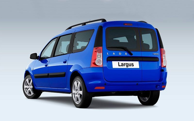 LADA Largus Cross - фото в новом кузове и салона