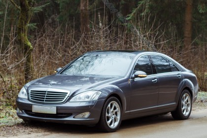 Mercedes-Benz S-Klasse (W221)